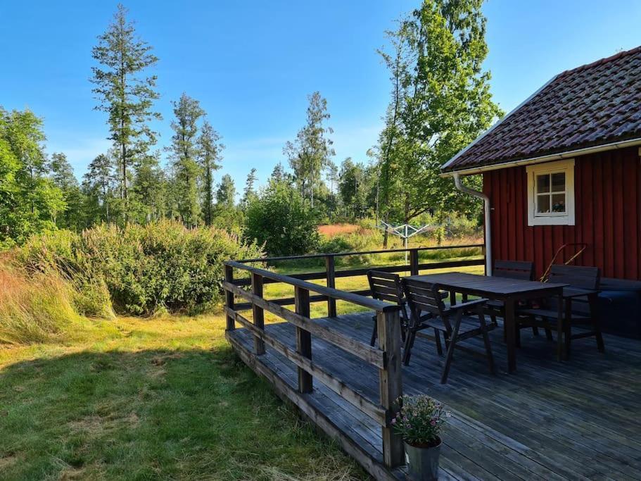 Trevligt Torp I Vacker Natur Mellerud Buitenkant foto